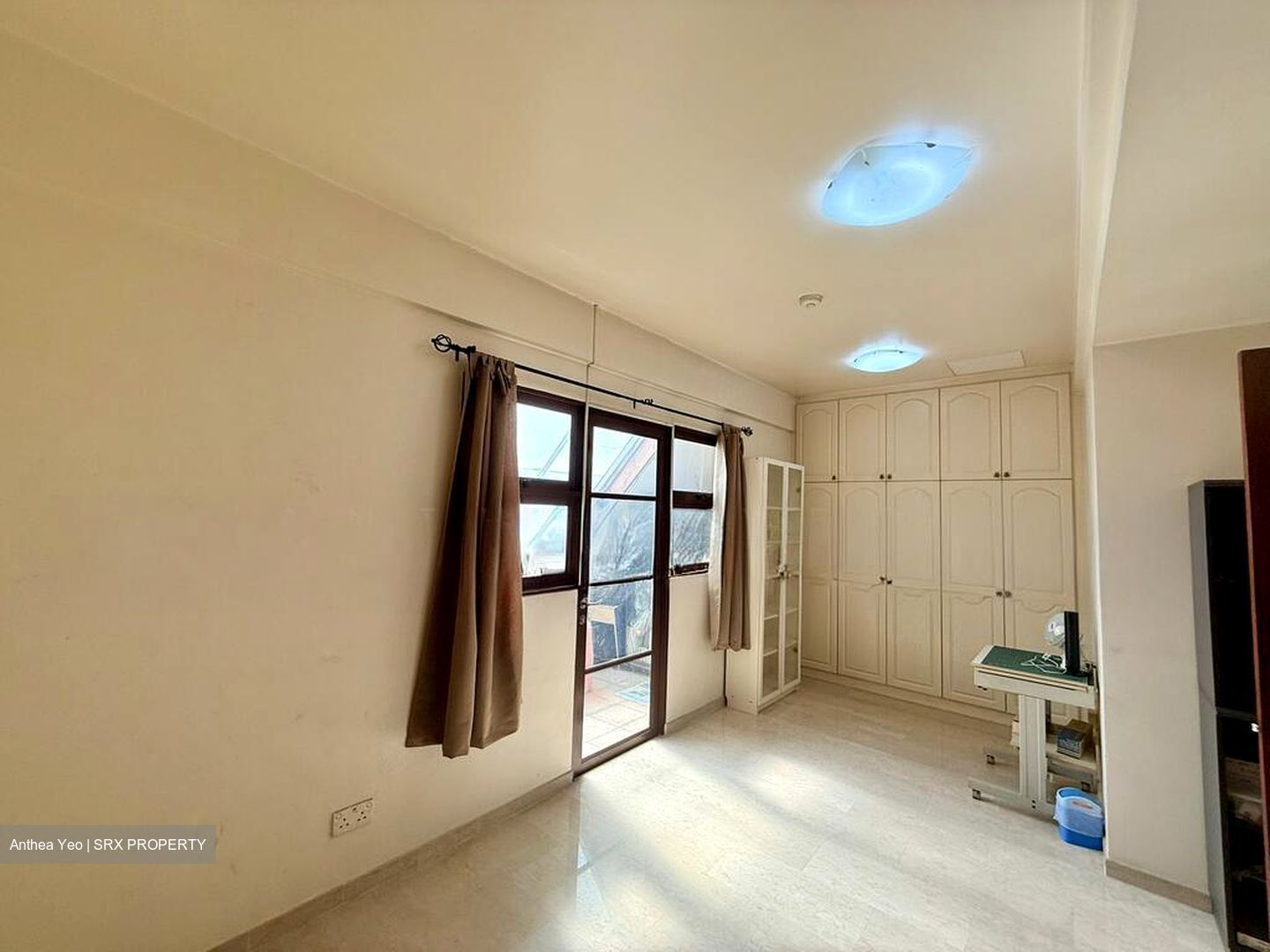 Cambridge Road (D8), Terrace #578235351